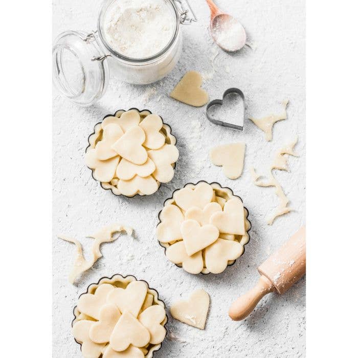 Mrs. Anderson's Baking Heart Cutter Set With Storage Container