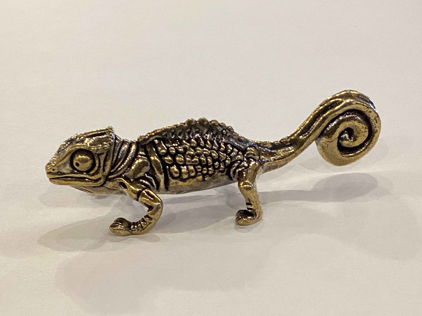 Brass Chameleon   R589