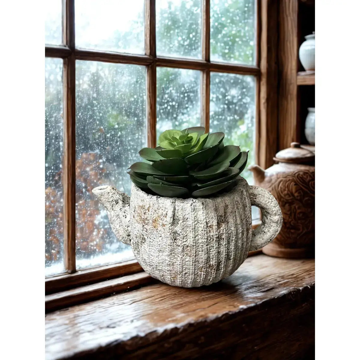 Teapot Planter  R589