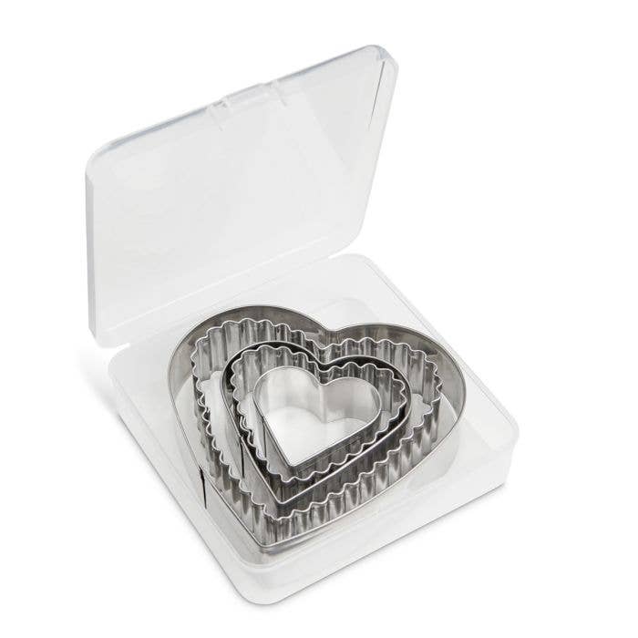 Mrs. Anderson's Baking Heart Cutter Set With Storage Container