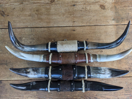 Mini mounted cow horns